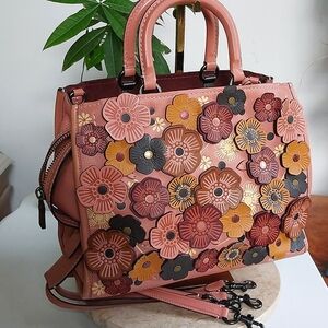 Coach Rogue 30 1941 retired glovetanned leather tooled tea  roses Melon 🩷💛🩷